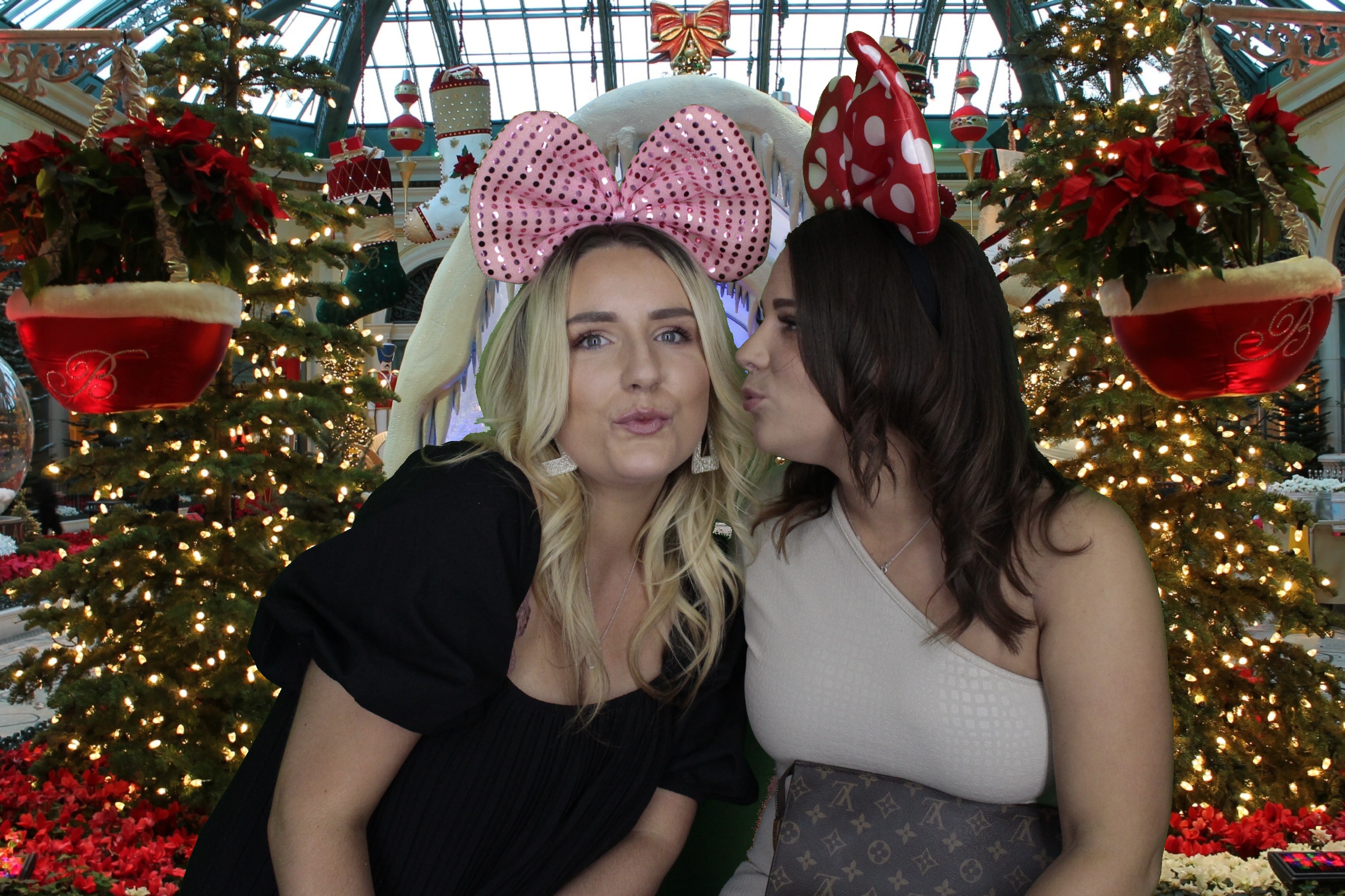 Domestic and General Christmas Party 2019 | View more photos from the event at gallery.myphotoboothexperience.co.uk/u/MyPhotoBoothExperienceLtd/Domestic-and-General-Christmas-Party-2019